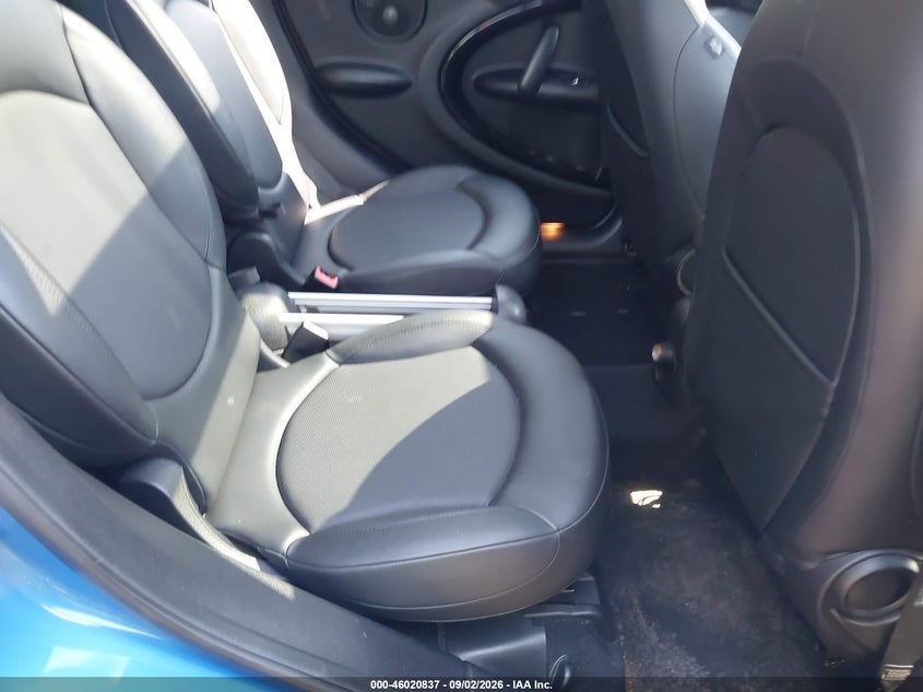 MINI COOPER COUNTRYMAN 2011 VIN WMWZB3C56BWH94593