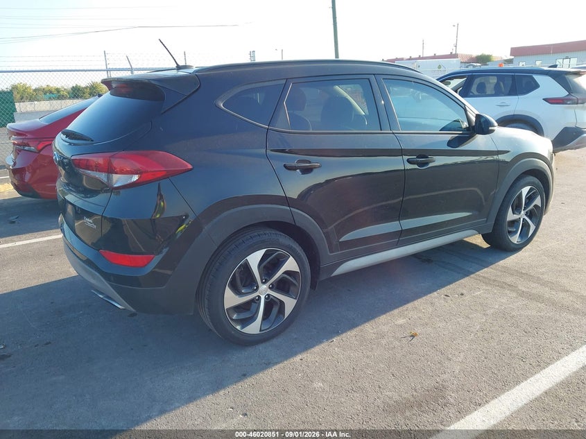 2017 HYUNDAI TUCSON auction photo 4