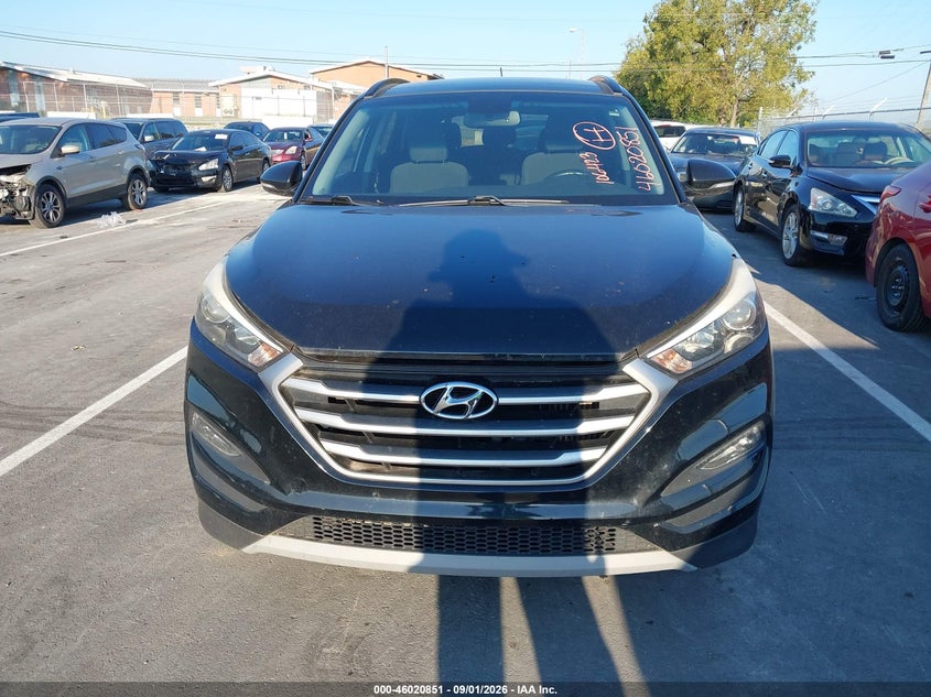 2017 HYUNDAI TUCSON auction photo 6