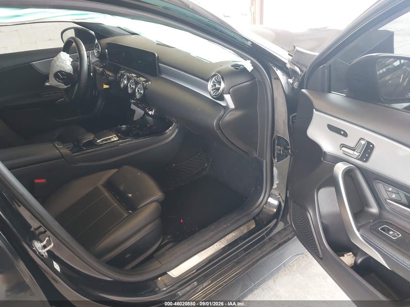 MERCEDES-BENZ A 220 2019 VIN WDD3G4FB2KW001827
