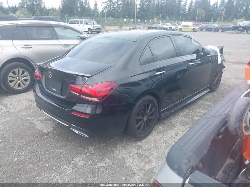 Фото 4 - MERCEDES-BENZ A 220