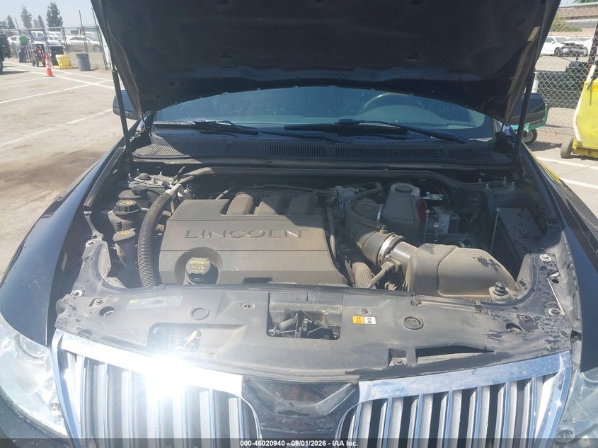 LINCOLN MKS 2011 VIN 1LNHL9DR4BG604390