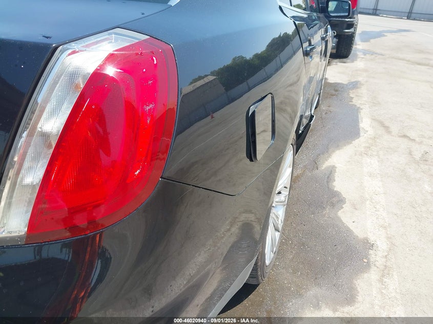 LINCOLN MKS 2011 VIN 1LNHL9DR4BG604390