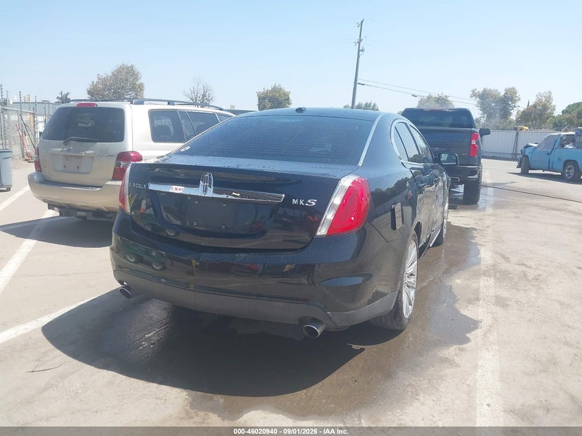 LINCOLN MKS 2011 VIN 1LNHL9DR4BG604390
