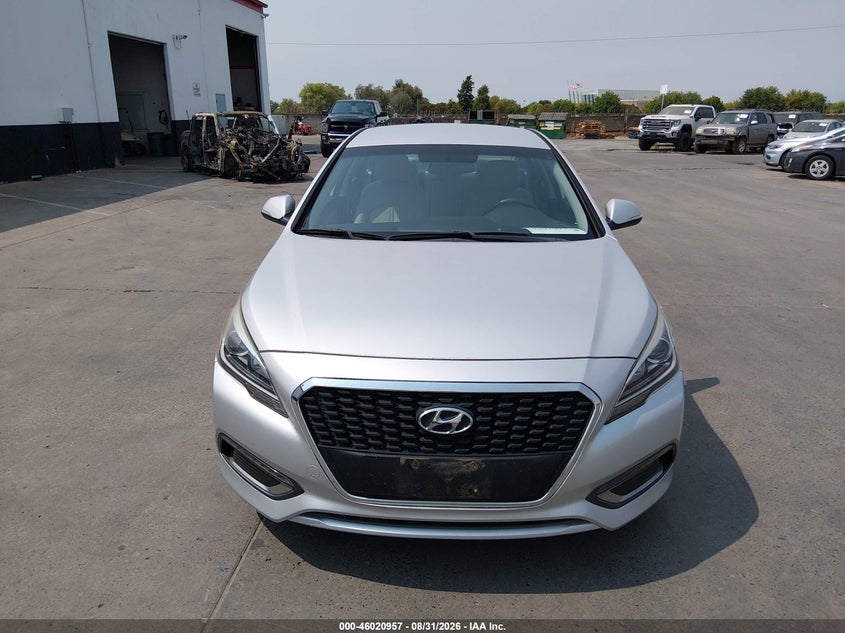 2017 HYUNDAI SONATA HYBRID auction photo 6