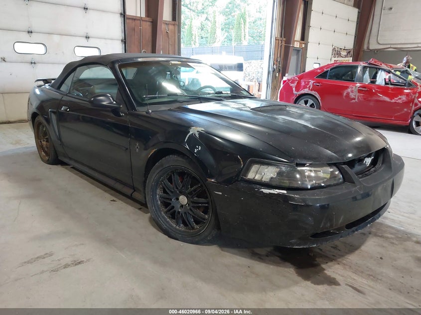 2002 Ford Mustang, Лівий перед, IAAI, VIN 1FAFP44432F239610