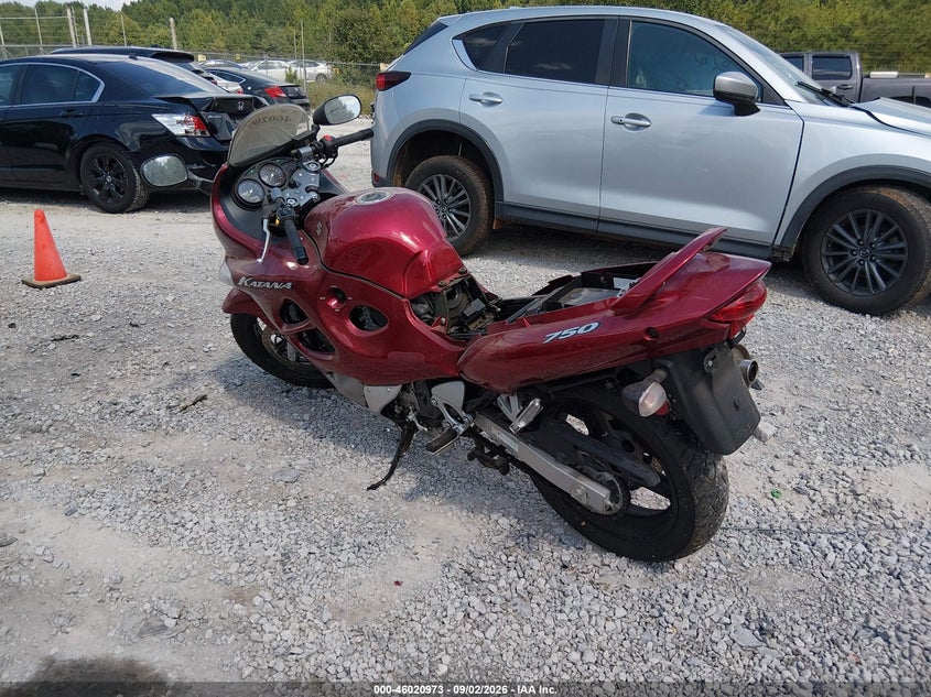SUZUKI GSX750 2006