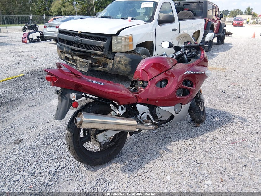 SUZUKI GSX750 2006