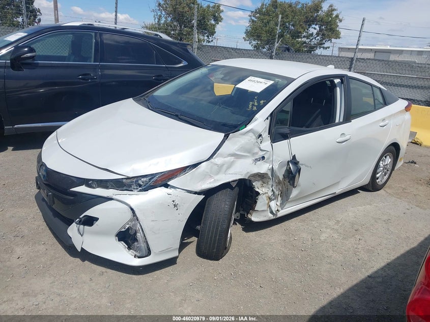 TOYOTA PRIUS PRIME - zdjęcie 2