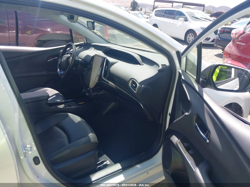 TOYOTA PRIUS PRIME - zdjęcie 5