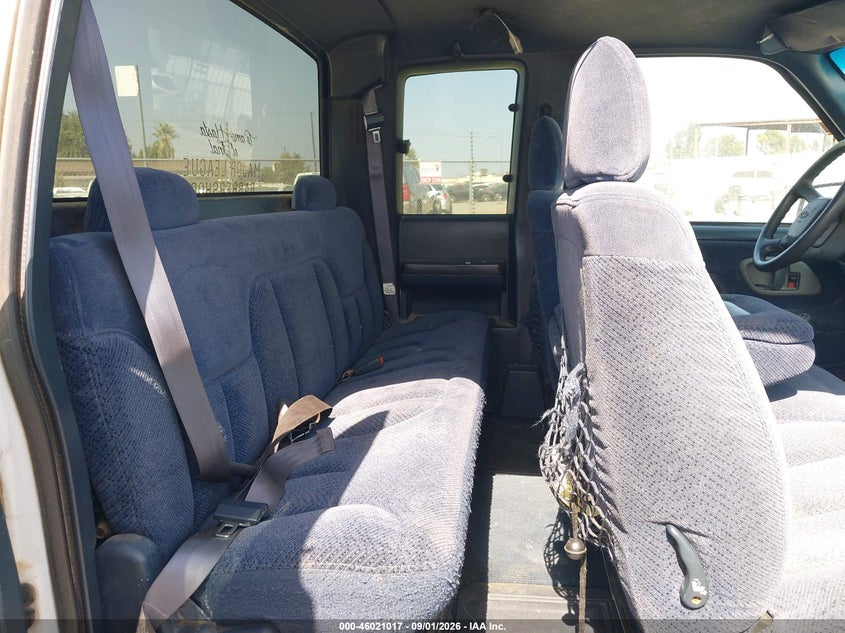 CHEVROLET C1500 1998 VIN 2GCEC19M8W1221710