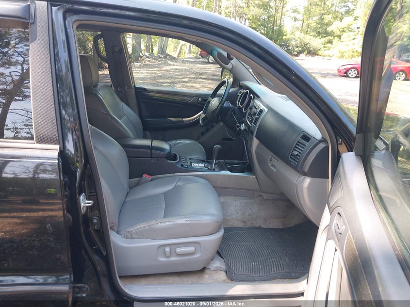 2004 TOYOTA 4RUNNER auction photo 5