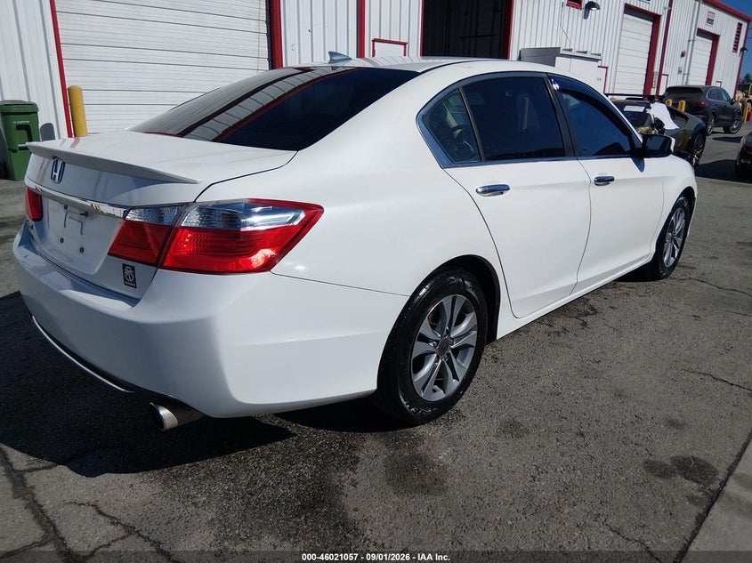 2015 HONDA ACCORD auction photo 4