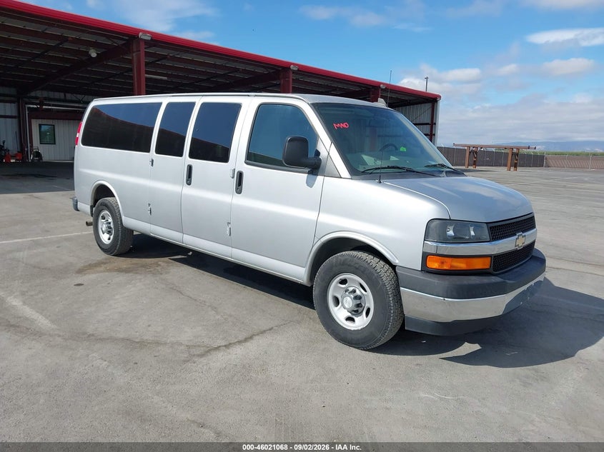 2017 CHEVROLET EXPRESS 3500 auction photo 1