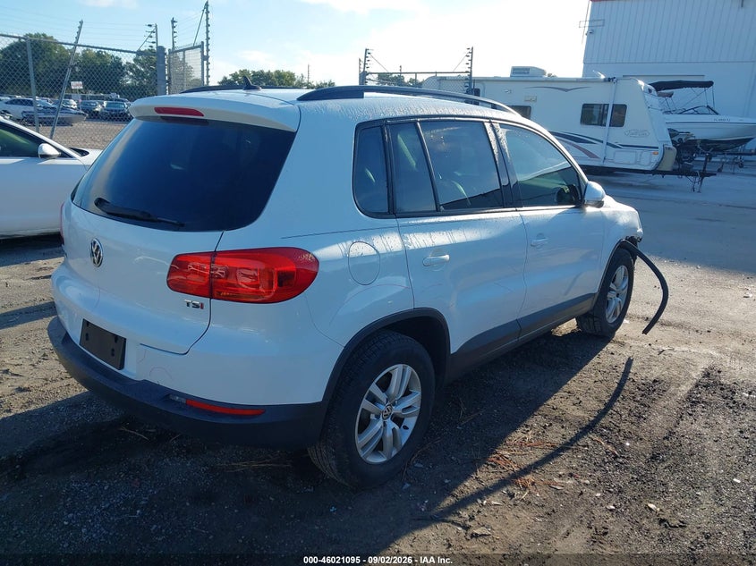 2016 VOLKSWAGEN TIGUAN auction photo 4