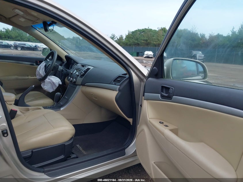 2010 HYUNDAI SONATA auction photo 5