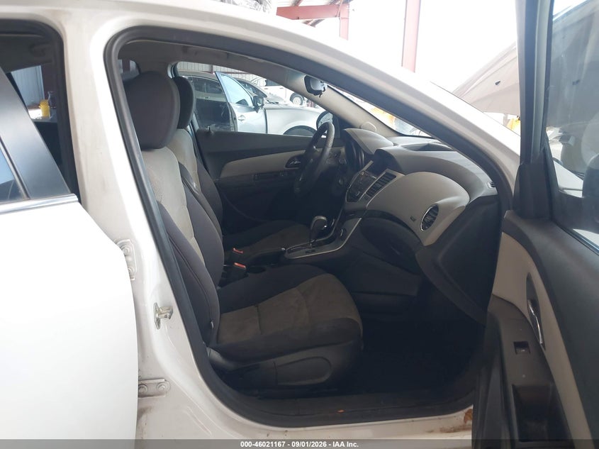 2012 CHEVROLET CRUZE auction photo 5