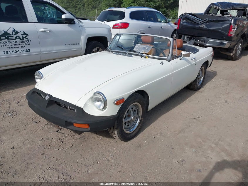 1975 MG MGB auction photo 2