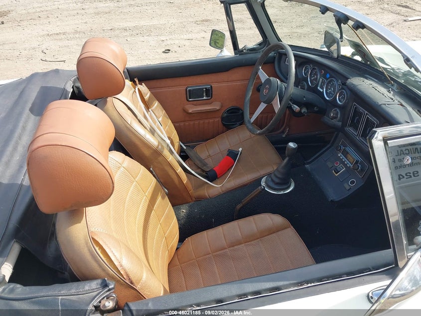 1975 MG MGB auction photo 5