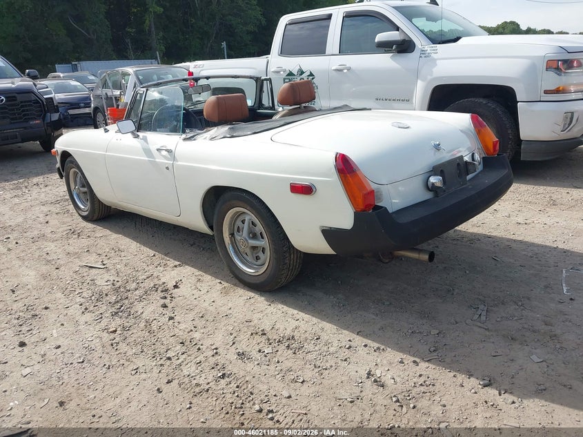 1975 MG MGB auction photo 6