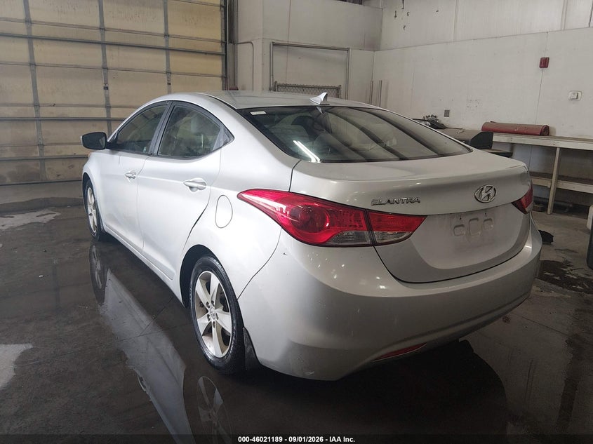 HYUNDAI ELANTRA 2013 VIN KMHDH4AE3DU955879