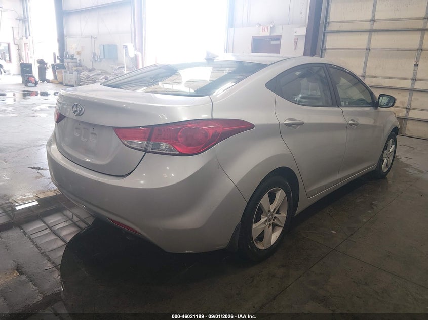 HYUNDAI ELANTRA 2013 VIN KMHDH4AE3DU955879