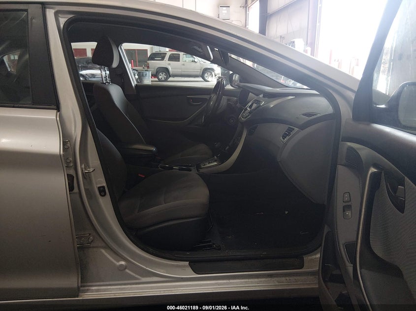 HYUNDAI ELANTRA 2013 VIN KMHDH4AE3DU955879