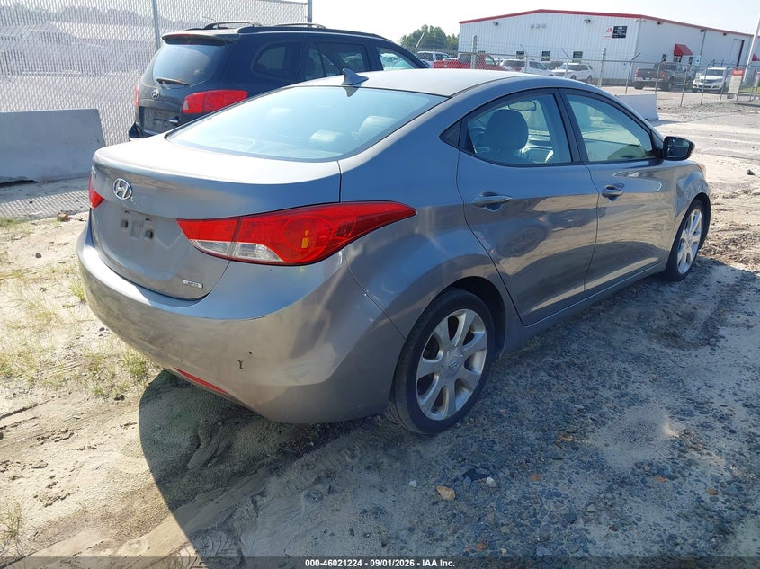 2011 HYUNDAI ELANTRA auction photo 4