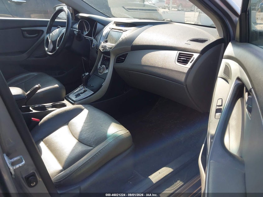 2011 HYUNDAI ELANTRA auction photo 5