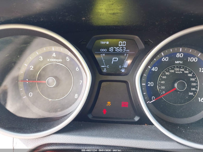 2011 HYUNDAI ELANTRA auction photo 7