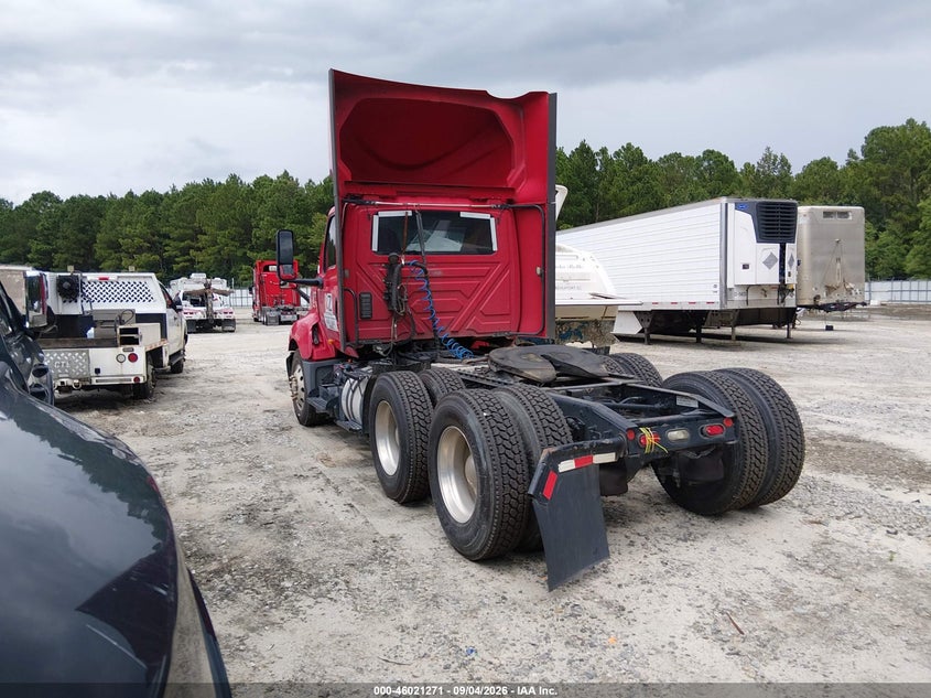 2020 INTERNATIONAL LT auction photo 3