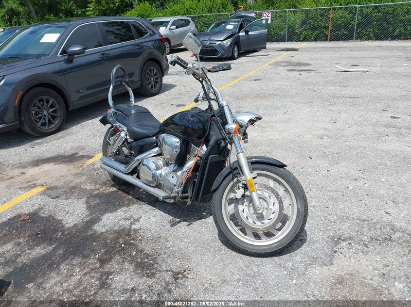 2004 HONDA VTX1300 auction photo 2