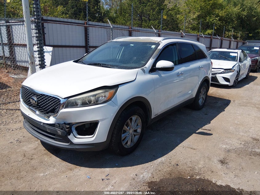 2016 KIA SORENTO auction photo 2