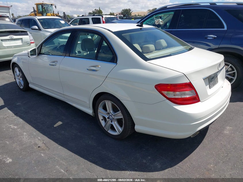 2011 MERCEDES-BENZ C 300 auction photo 3
