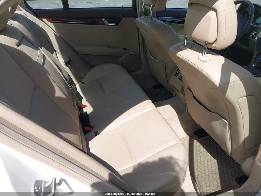 2011 MERCEDES-BENZ C 300 auction photo 8