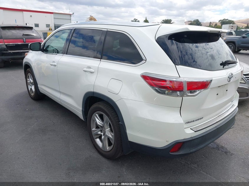 2015 TOYOTA HIGHLANDER auction photo 3