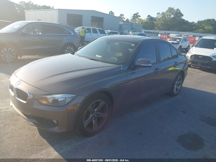 2013 BMW 328I auction photo 2