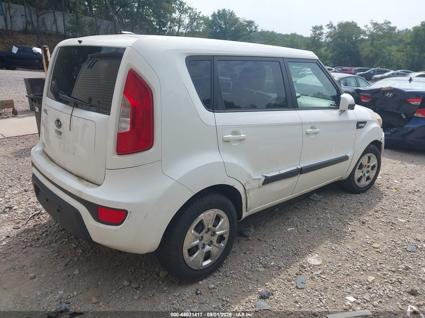 2012 KIA SOUL auction photo 4