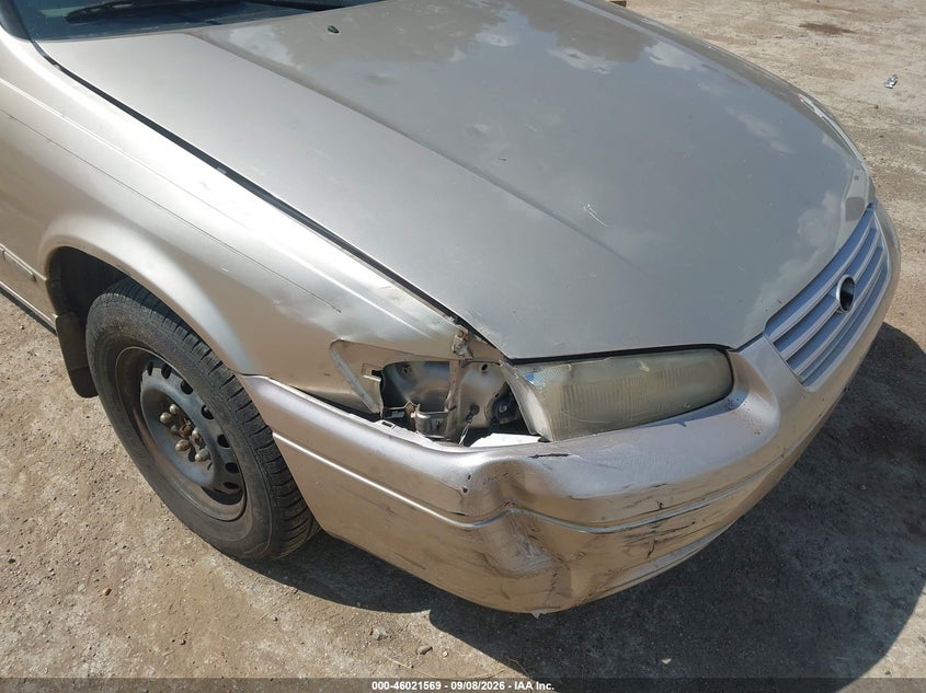 1997 TOYOTA CAMRY auction photo 6
