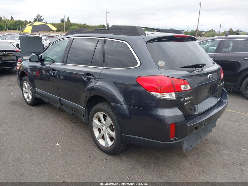 Vin: 4s4brbcc4d3294275, lot: 46520978, subaru outback 2.5i premium 20133