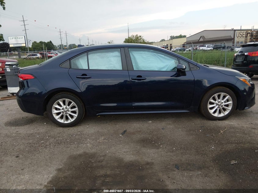 TOYOTA COROLLA - zdjęcie 13