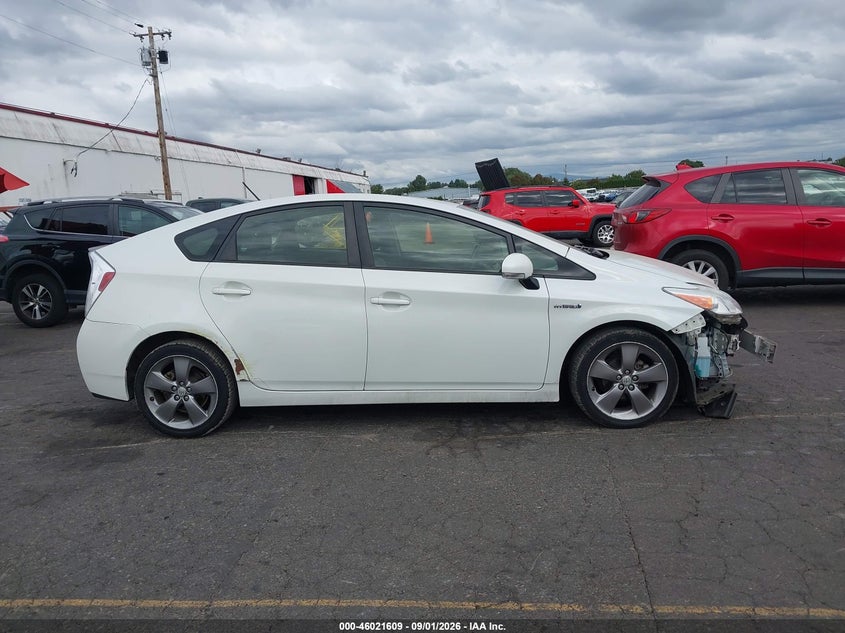 TOYOTA PRIUS - zdjęcie 14