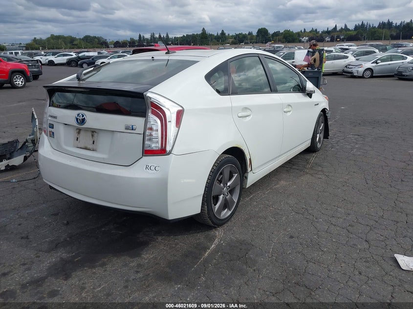 TOYOTA PRIUS - zdjęcie 4