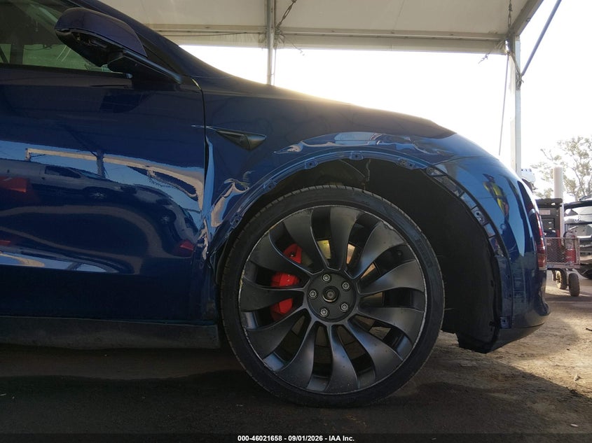 TESLA MODEL Y 2021 VIN 5YJYGDEF4MF197491