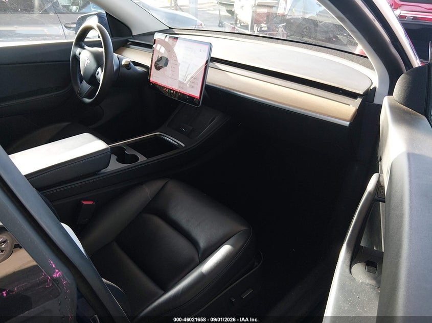 TESLA MODEL Y 2021 VIN 5YJYGDEF4MF197491