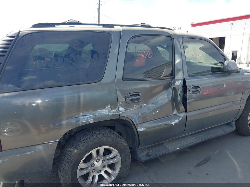 2002 CHEVROLET TAHOE auction photo 6