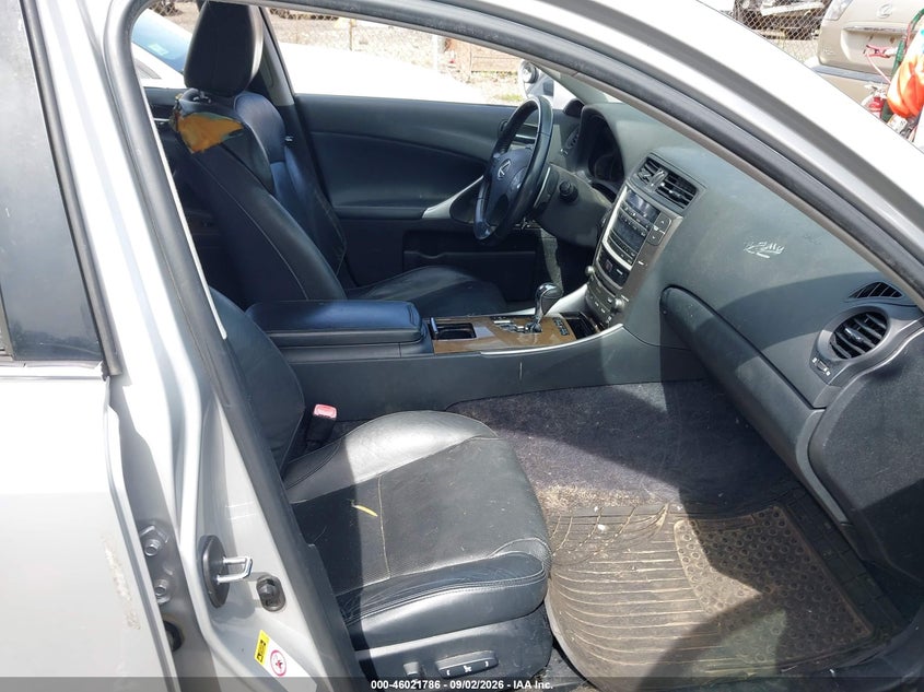 2010 LEXUS IS 250 auction photo 5