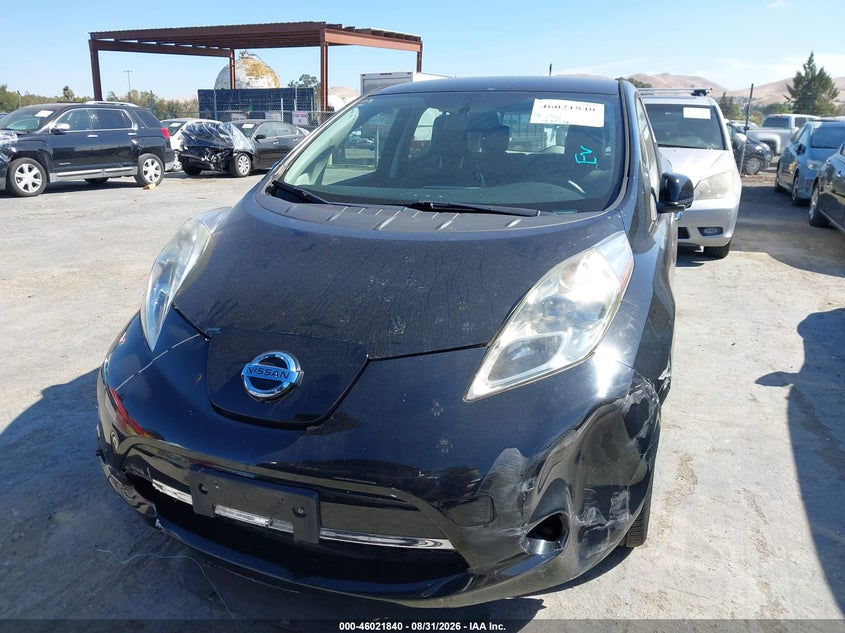2014 NISSAN LEAF SL - zdjęcie 12