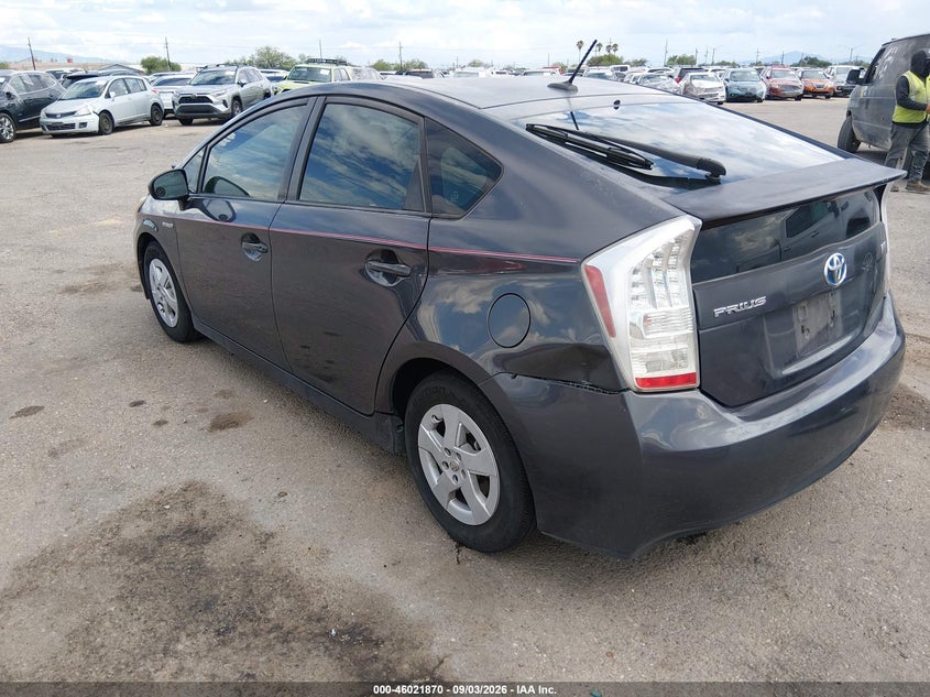 2011 TOYOTA PRIUS auction photo 3
