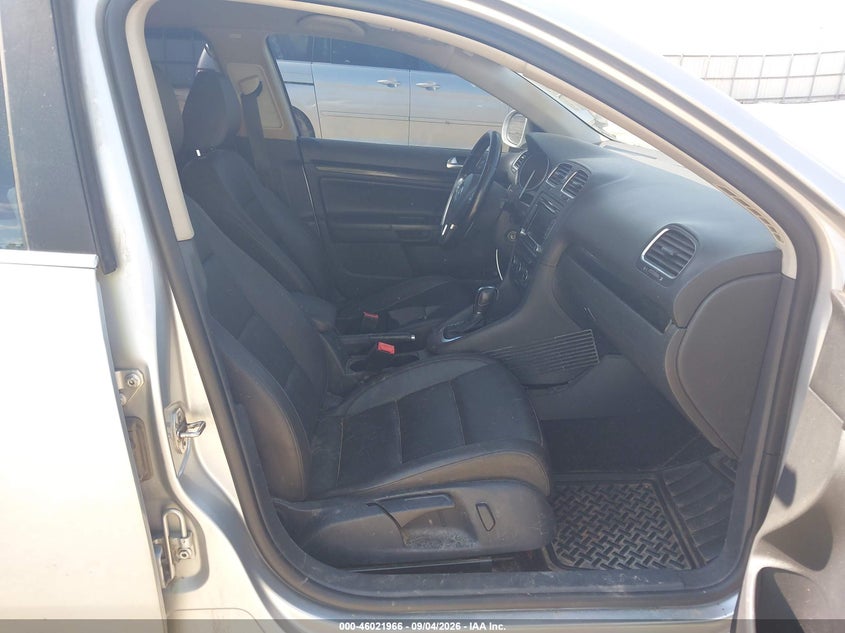 2011 VOLKSWAGEN JETTA SPORTWAGEN auction photo 5